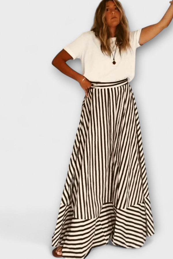 Nocturnal Charm Rüsch Maxi Kleid