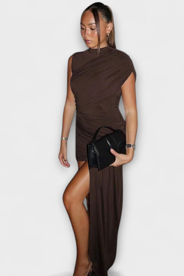 Lila - Schickes, schmal geschnittenes Kleid mit Rundhalsausschnitt und Plissee