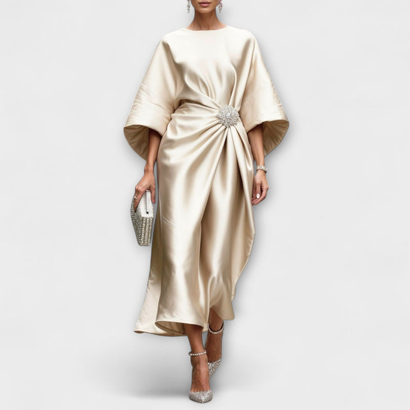 Luxe Shimmer Satin Langkleid