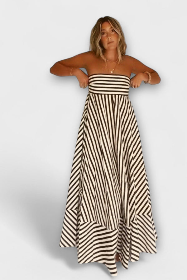Nocturnal Charm Rüsch Maxi Kleid