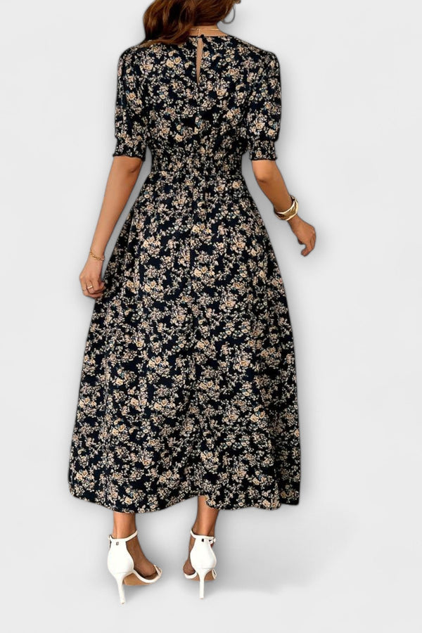 Amelia - Kleid mit Rundhalsausschnitt und Blumenmuster