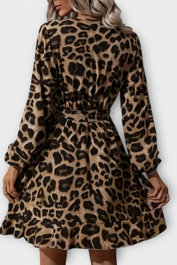 Schickes Kleid mit Leopardenmuster, V-Ausschnitt und Bindegürtel