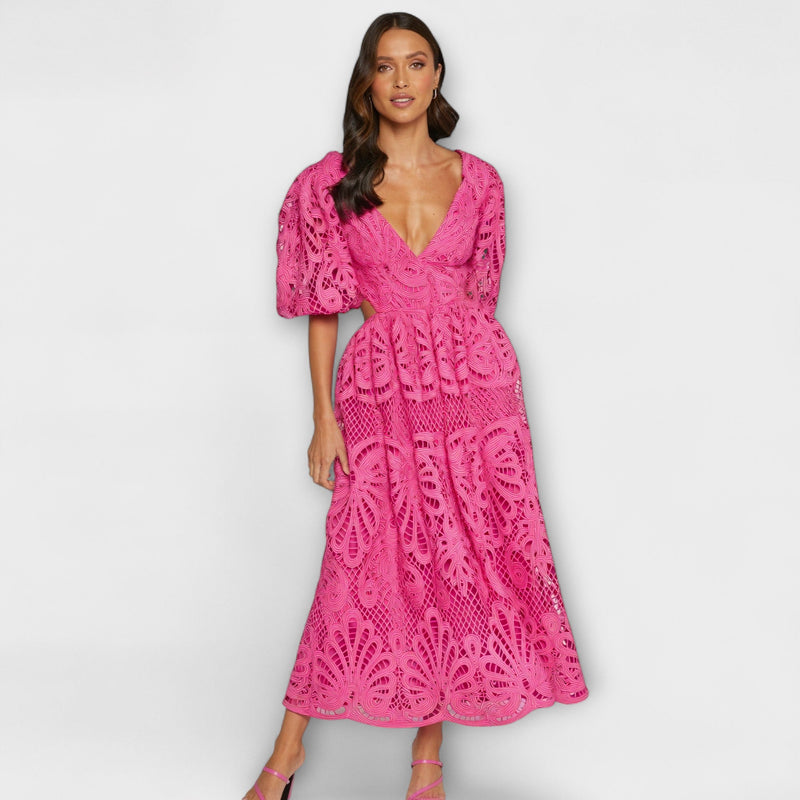 Elegantes Kleid mit zarten Details