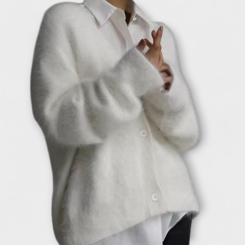 Lilla - Kuschelige Strickjacke
