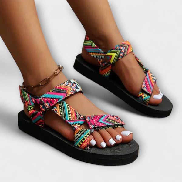 Sommerliche Flache Damen Sandalen aus Hanfseil