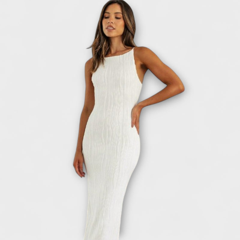 Schickes ärmelloses gerafftes langes Kleid