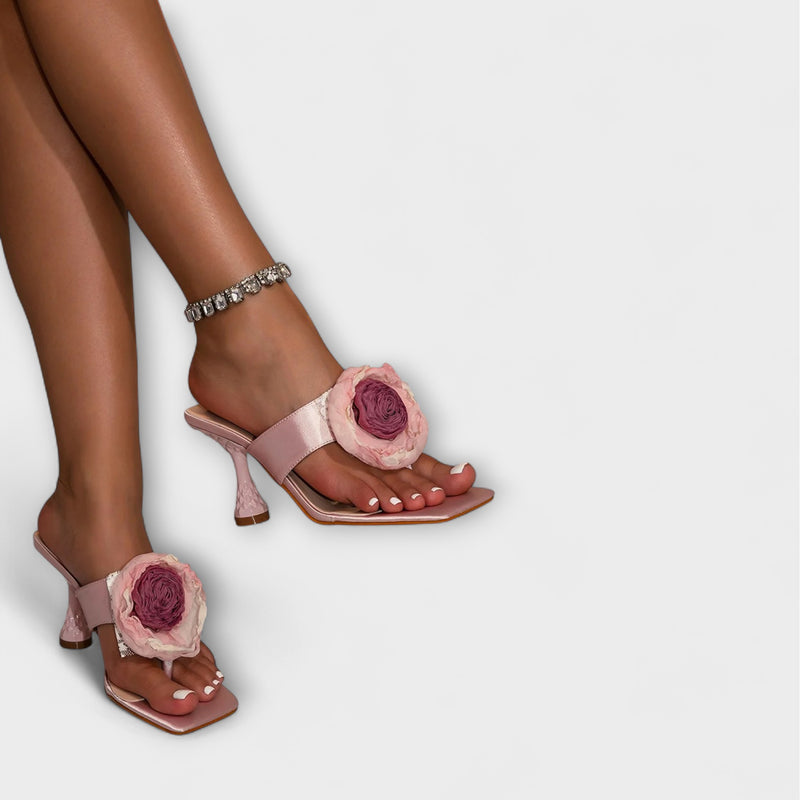 Rebecca - Farbblock-Sandalen mit 3D-Blumendesign